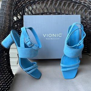 Vionic Blue Suede Heels